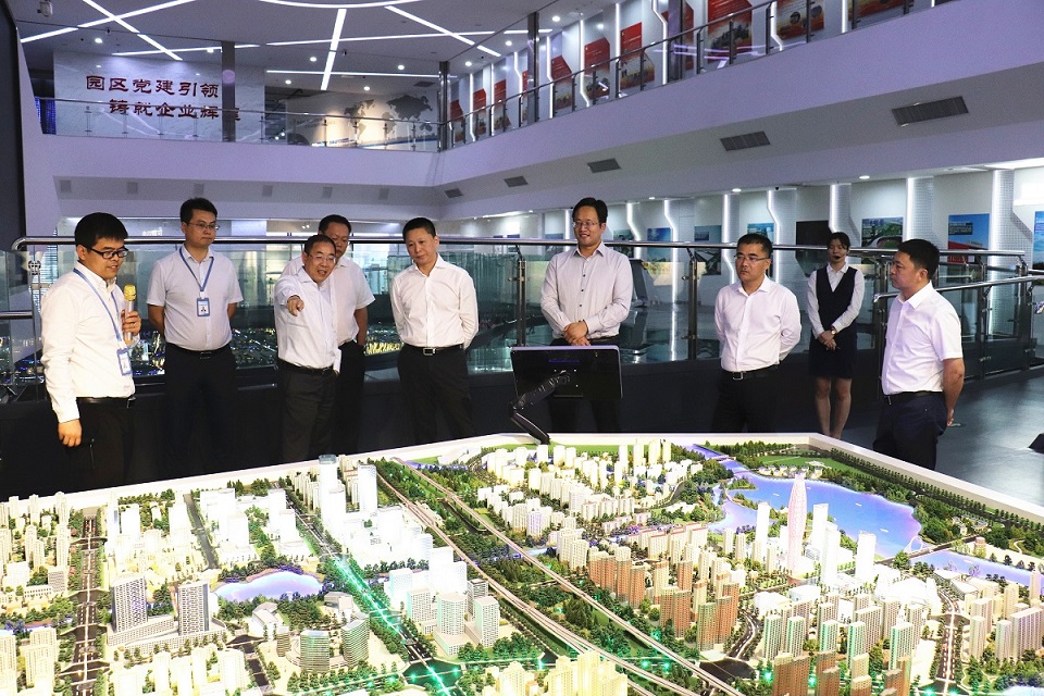 深城投集團與中建七局簽訂合作框架協(xié)議 深城投集團與中建七局簽訂合作框架協(xié)議